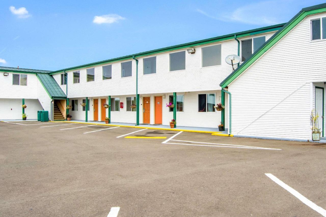 Econo Lodge Newport Zewnętrze zdjęcie