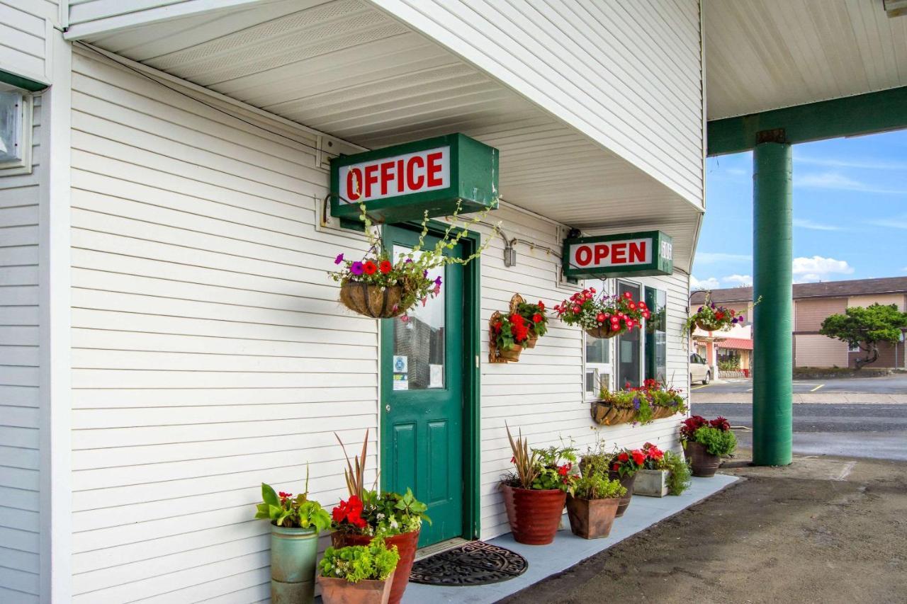 Econo Lodge Newport Zewnętrze zdjęcie