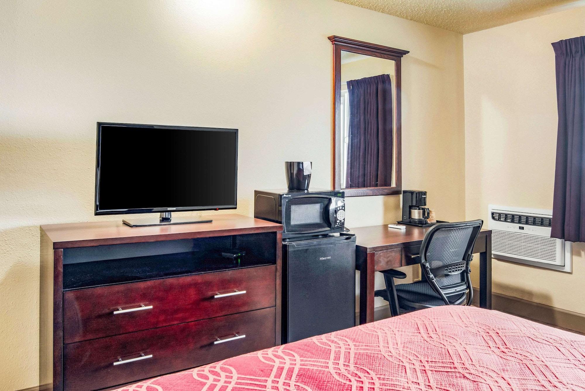 Econo Lodge Newport Zewnętrze zdjęcie
