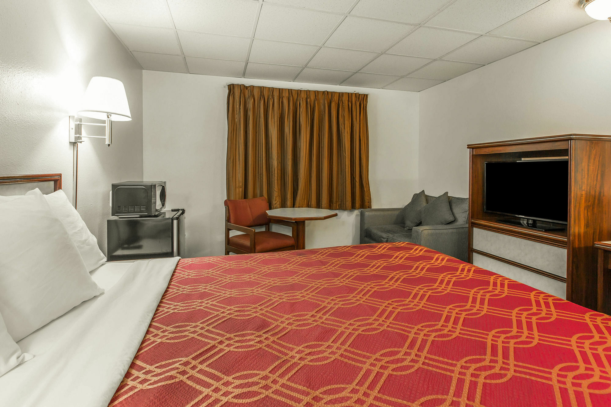 Econo Lodge Newport Zewnętrze zdjęcie